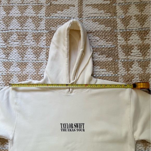 TAYLOR SWIFT ERA TOUR HOODIE BRAND NEW. - Picture 11 of 12